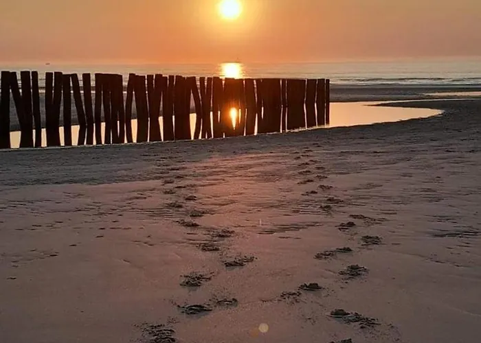 Le Clapotis Des Flots * Calais